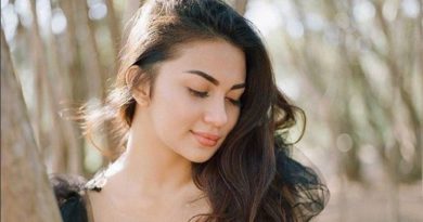Ariel Tatum Ungkap Kebiasaan Buruknya Merokok