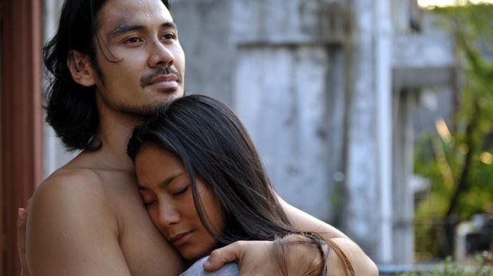 Demi Peran, Selebriti Indonesia Ini Rela Lakukan Adegan Ranjang