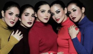 Heboh! Geng Emak-emak Zaman Now Ngumpul