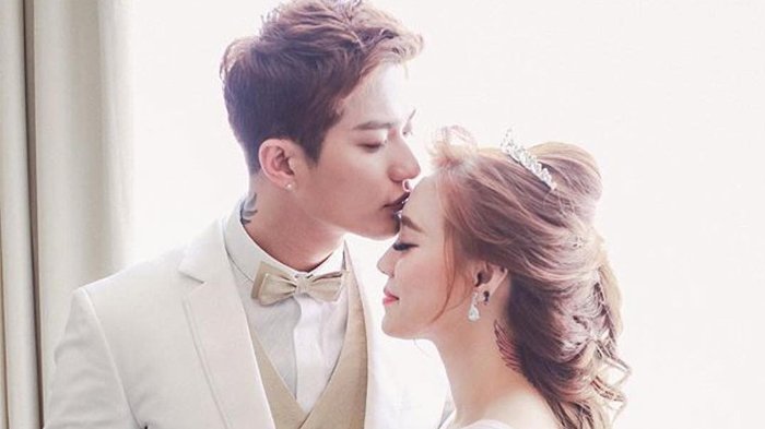 Lee Jeong Hoon dan Moa Aeim Pamer Video Adegan Mesra di Ranjang