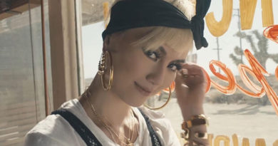 Penampilan Agnez Mo Dibilang Kelewat Seksi saat Hadiri Acara