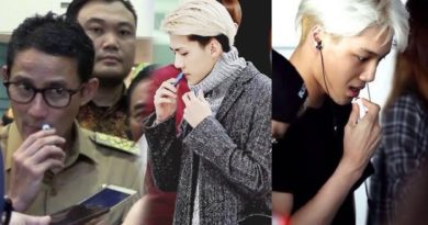Sandi Tidak Sendirian Tertangkap Kamera Gunakan Pelembab Bibir, Oppa Ini Juga Pakai