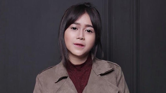 7 Style Fashion Kekinian Bianca Jodie Kontestan Indonesian Idol