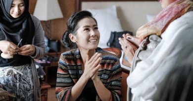 Ardina Rasti Pakai Kebaya Lengkap dengan Paes Agengnya Bikin Netizen Panling
