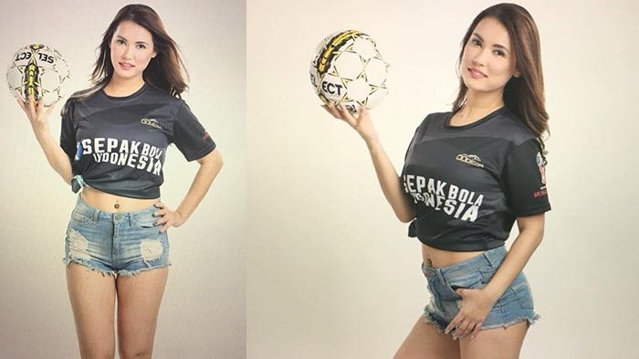 Heboh, Maria Ozawa Kenakan T-Shirt Bertuliskan Sepakbola Indonesia
