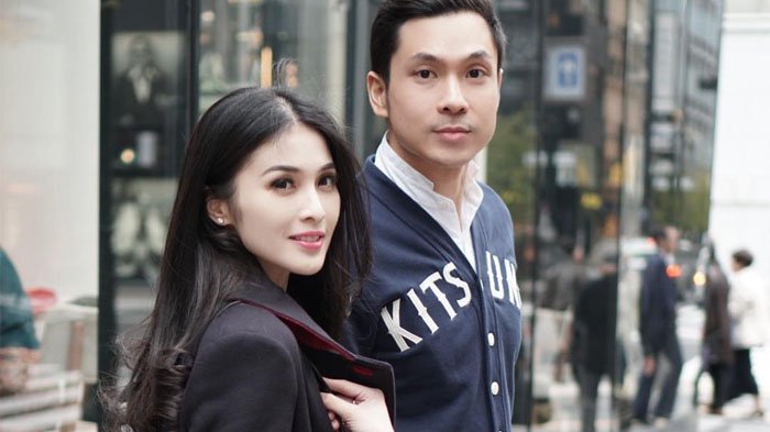 Sandra Dewi Memiliki Suami Super Tampan, Tenyata Hal Ini yang Bikin Makin Cinta