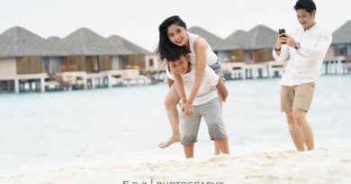 Seksinya Dewi Perssik Bikin Salfok saat Liburan ke Maldives Bareng Suami dan Anak