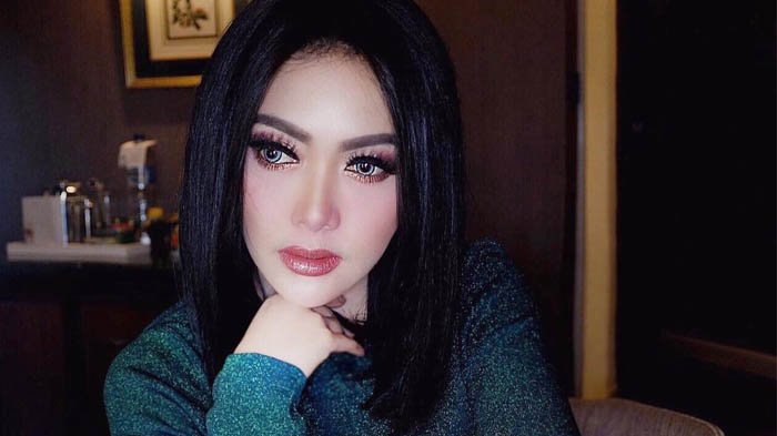 Ternyata Syahrini Miliki Kakak Perempuan Beda Ibu, Ini Sosoknya
