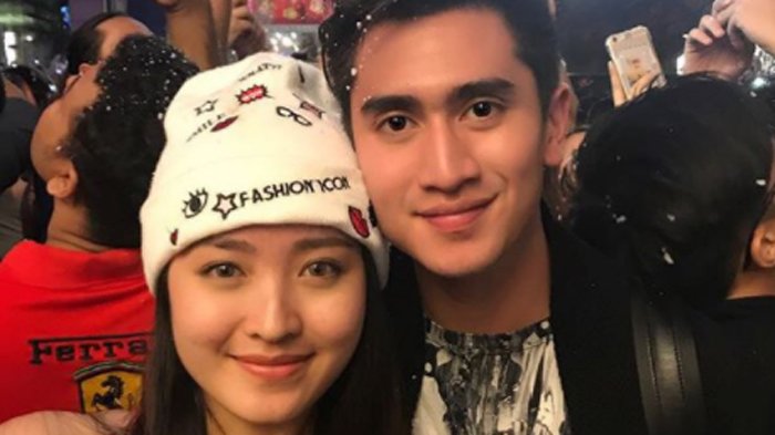 Umbar Foto Mesra, Natasha Wilona dan Verrell Bramasta Makin Lengket