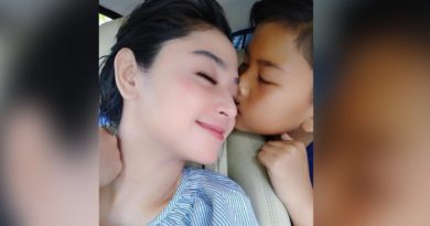 Dewi Persik Ucapkan Rasa Sayang Untuk Anak, Netizen Malah Fokus Ke Bajunya
