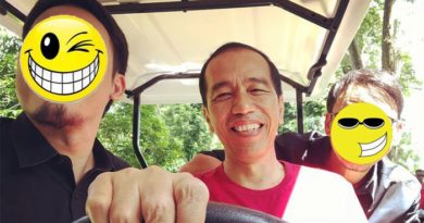 Ekspresi Vincent & Desta Saat Disopiri Presiden Jokowi Keliling Istana