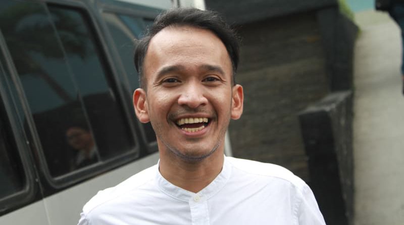 Ruben Onsu Tunjukan Bukti Usahanya Telah Bersertifikat Halal, Netizen: Makin Suka