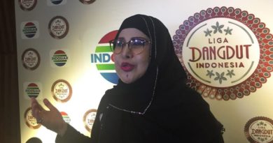 Tetangga Sebut Elvy Sukaesih Menanggung Biaya Hidup Anak Cucunya