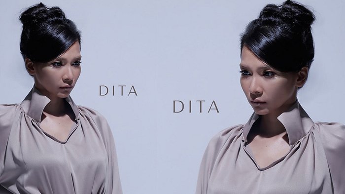 Kembali Bernyanyi Mey Chan Pakai Nama Asli Dita Anggraeni