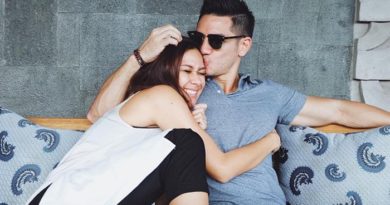 Kemesraan Andrew White pada Nana Mirdad Bikin Cewek Baper
