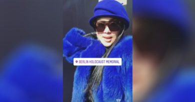 Pose Syahrini di Holocaust Jadi Sorotan Media Lokal Jerman