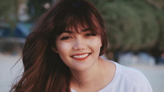 Ubah Gaya Rambut Lebih Berani Rina Nose Kena Nyinyiran Lagi