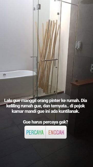 Bikin Merinding, Berikut 6 Potret Rumah Raditya Dika yang Berhantu