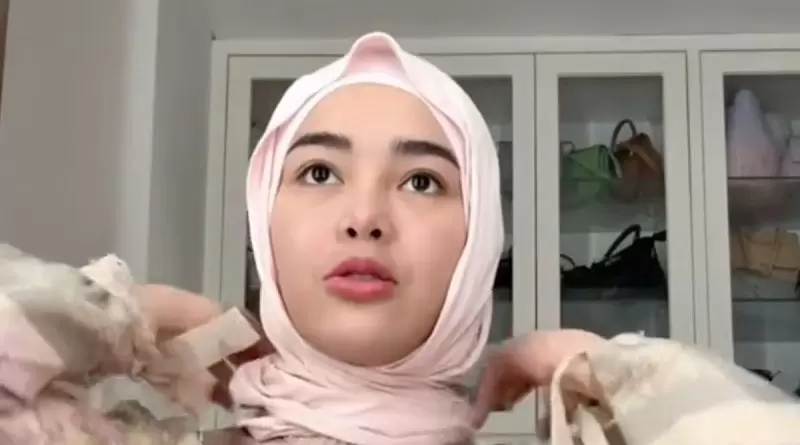 Amanda Manopo Marah di Live saat Jualan Hijab