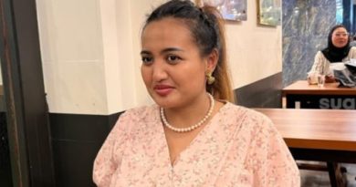 Lina Mukherjee Di duga hamil diluar nikah