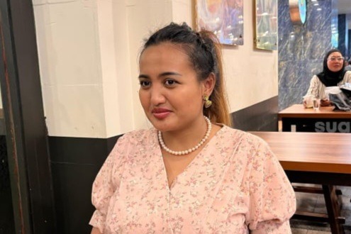 Lina Mukherjee Di duga hamil diluar nikah