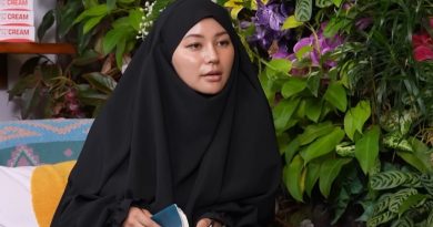 Rae Lil Black Tegaskan Masuk Islam Bukan Dedi Sensasi