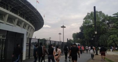 Viral, Suara aneh di speaker GBK saat seorang lagi olahraga pagi