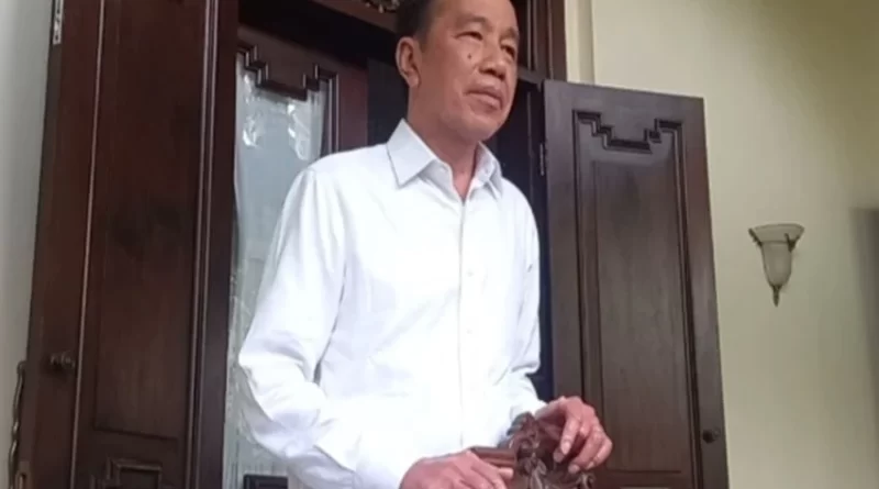 Mulyono dianggap 'Teman Settingan' semasa kuliah oleh netizen