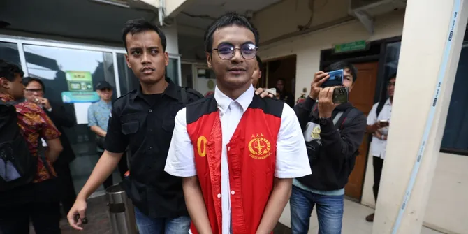 Netizen Geram, Vadel Badjideh dihukum 12 tahun Penjara
