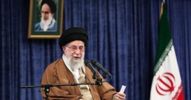 Iran Berjanji akan Balas yang Lebih Besar Jika Israel Menyerang