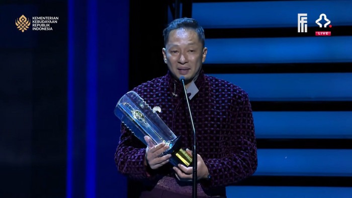 Aktor Ringgo Agus Rahman dapat Piala Pemeran Utama Terbaik di FFI 2025