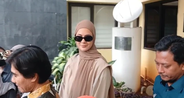 Artis Paula Verhoeven Kembali Datangi Pengadilan Meski Sudah Resmi Bercerai