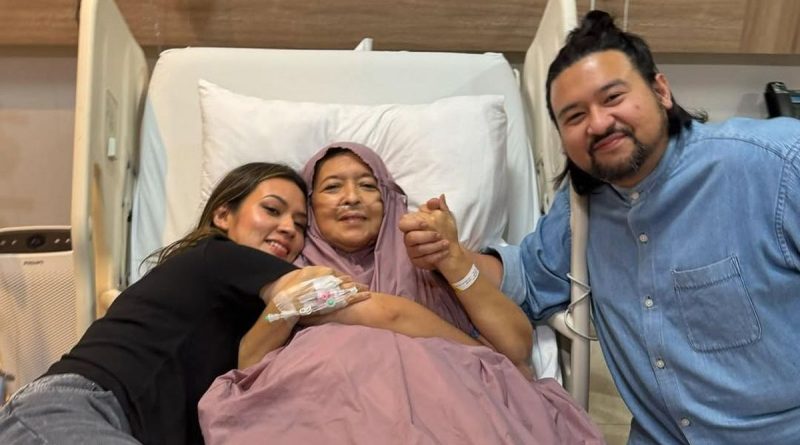 Ria Mariaty, Ibu Raisa Meninggal Dunia Karena Kanker Paru-Paru