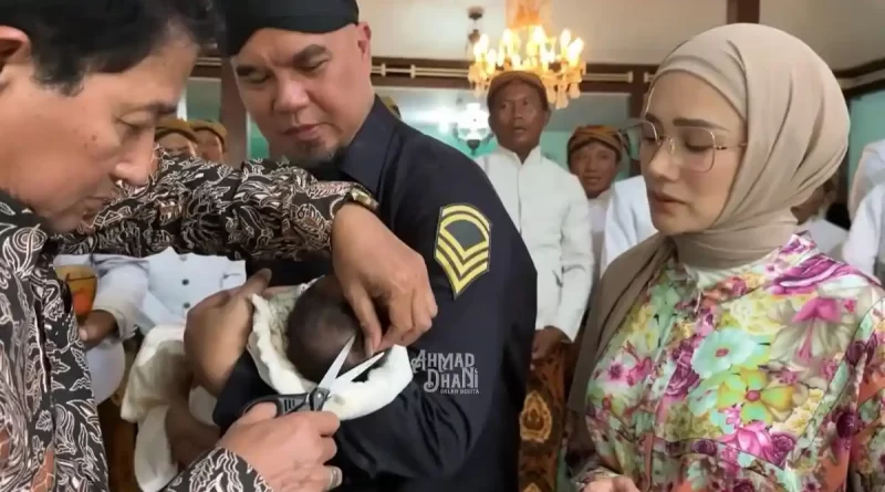 Mulan dan Ahmad Dhani Adopsi Anak Perempuan yang Dinamai Siti Aminah