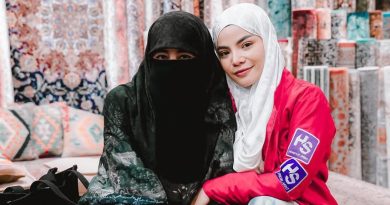 Viral Dinar Candy Imej Seksi kini Diangkat Jadi Ketua Pengajian Umi Pipik