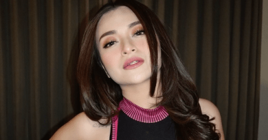 Artis Nathalie Holscher Terciduk Telpon Sama Seorang Pria saat Siaran Langsung TikTok