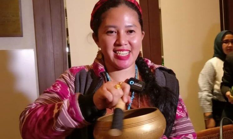 Mba Rara Tak Takut Dengan Ancaman Deddy Corbuzier dan Tetap Ramal Tentang Vidi Aldiano Mba Rara Tak Takut Dengan Ancaman Deddy Corbuzier dan Tetap Ramal Tentang Vidi Aldiano