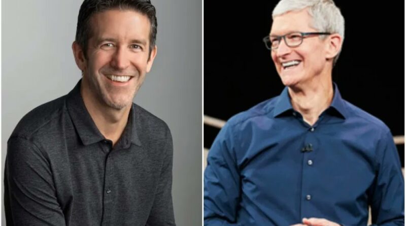 Apple Umumkan John Ternus Sebagai CEO Berikutnya, Pengganti Tim Cook Mulai 1 September 2026 Apple Umumkan John Ternus Sebagai CEO Berikutnya, Pengganti Tim Cook Mulai 1 September 2026