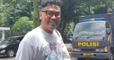 Panas, Anggota DPR Uya Kuya Lapor Polisi Karena diFitnah Punya 750 Dapur Program MBG