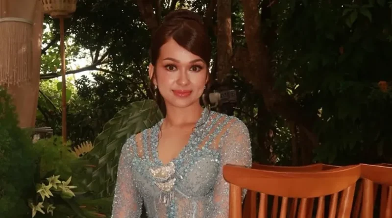 Rebecca Klopper Dipuji karena Tampil Elegan di Acara Jennifer
