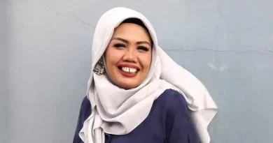 Kriteria Pasangan Elly Sugigi Jadi Ramai, Tak Mau Pria Jelek