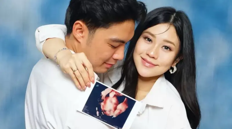 Jessica Jane Bagikan Kabar Hamil Anak Pertama Lewat Foto USG