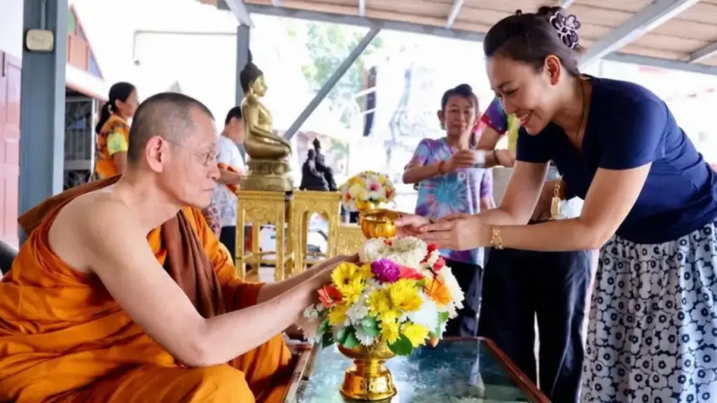 Link Video Biksu & Wanita Thailand Viral, diduga Jebakan Phishing